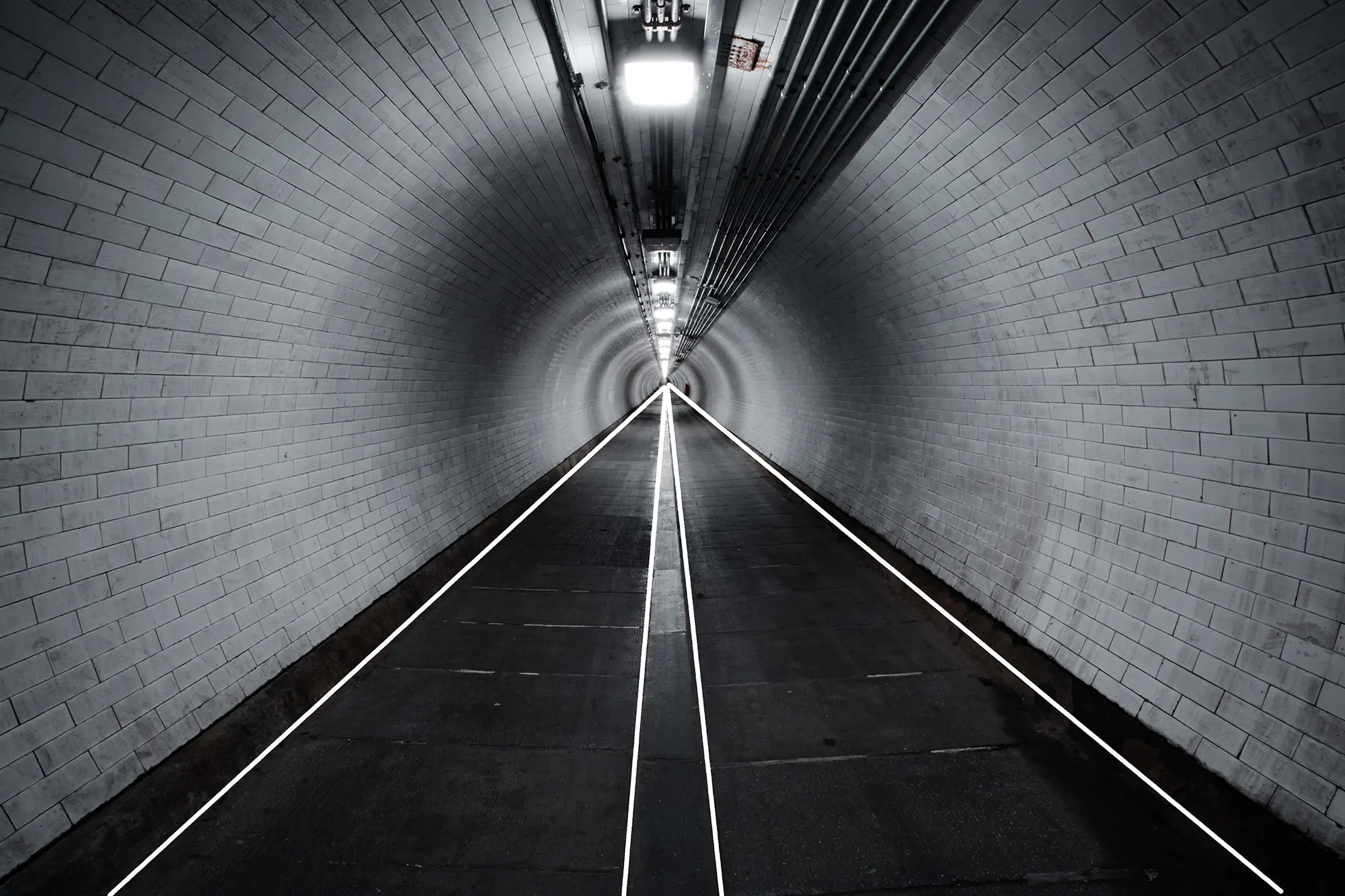 Leading lines in Greenwich, London.